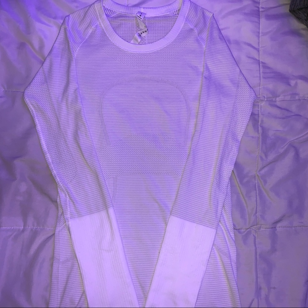 White Lululemon Swiftly Top